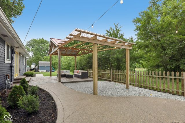 5231 W Edwards Avenue, Indianapolis, IN 46221