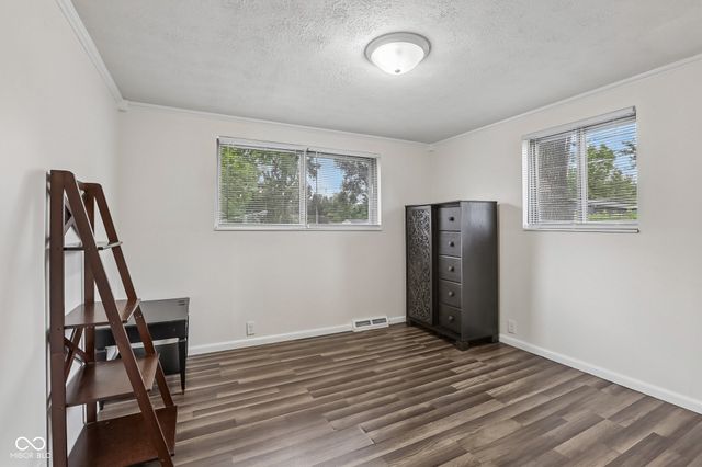 5231 W Edwards Avenue, Indianapolis, IN 46221