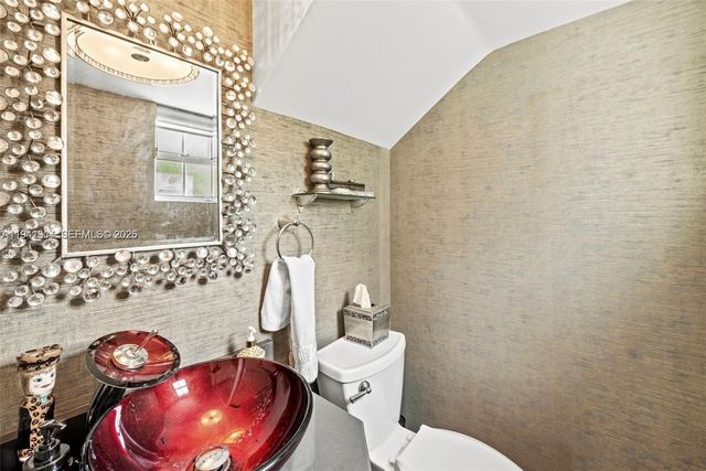 1841 NE 196th Ter, Miami, FL 33179