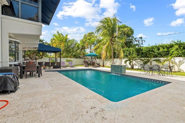 1841 NE 196th Ter, Miami, FL 33179