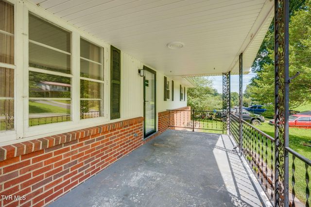 337 Woodcrest Drive, Kingsport, TN 37663