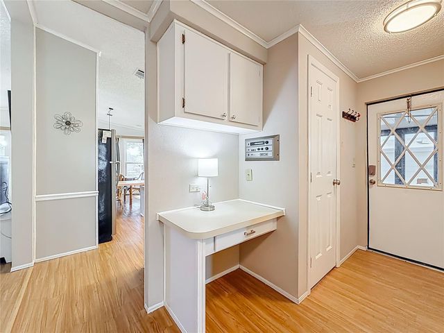 805 CAMELIA COURT, Lady Lake, FL 32159