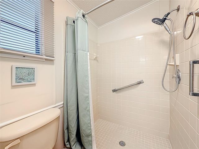 805 CAMELIA COURT, Lady Lake, FL 32159