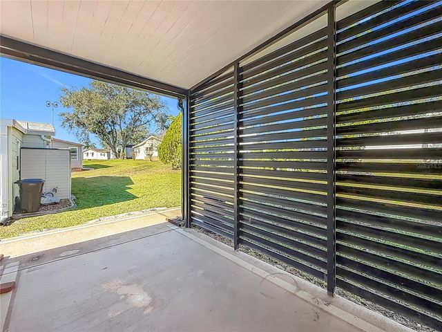 805 CAMELIA COURT, Lady Lake, FL 32159