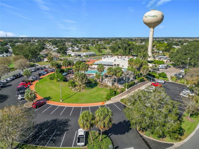 805 CAMELIA COURT, Lady Lake, FL 32159