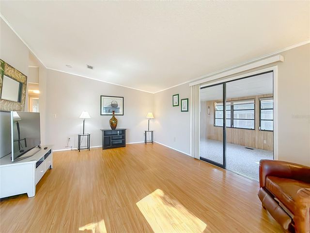 805 CAMELIA COURT, Lady Lake, FL 32159