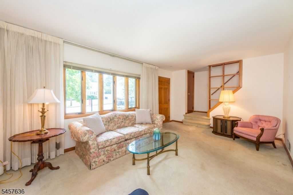 149 Anderson Pkwy, Cedar Grove Twp., NJ 07009 — photo 4
