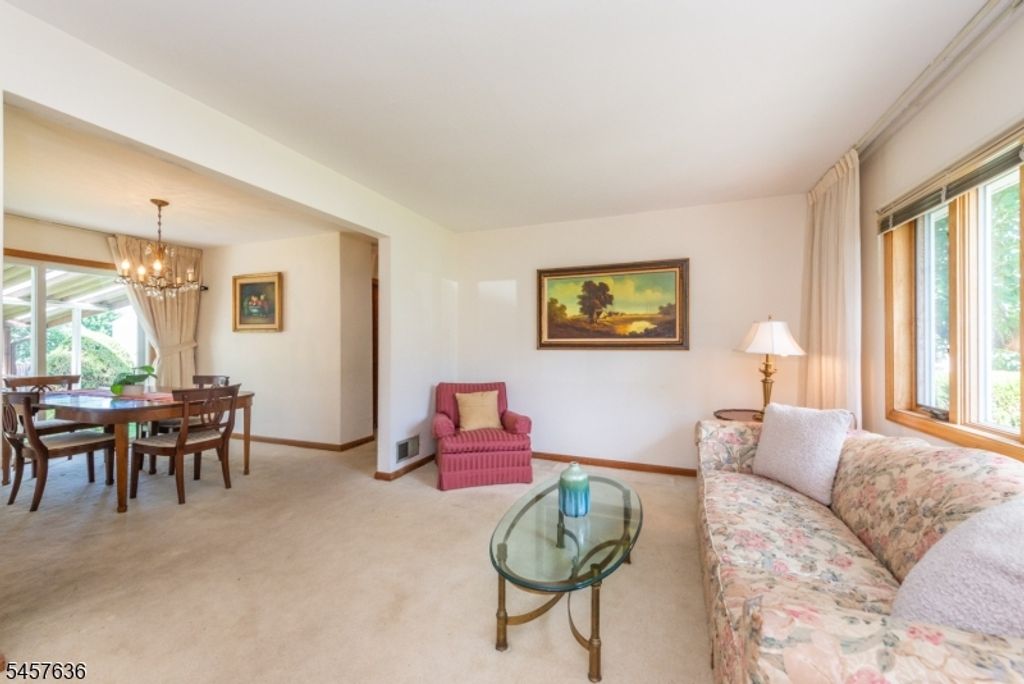 149 Anderson Pkwy, Cedar Grove Twp., NJ 07009 — photo 5