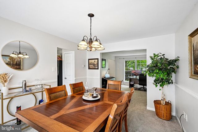 54 N HAWTHORNE RD, Coatesville, PA 19320
