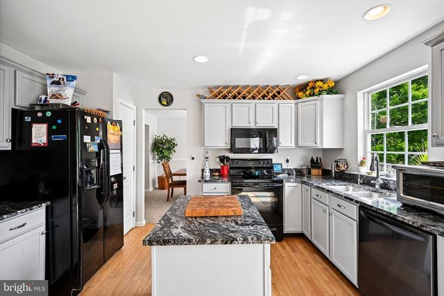 54 N HAWTHORNE RD, Coatesville, PA 19320