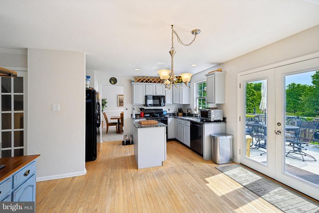 54 N HAWTHORNE RD, Coatesville, PA 19320