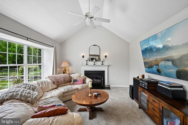 54 N HAWTHORNE RD, Coatesville, PA 19320