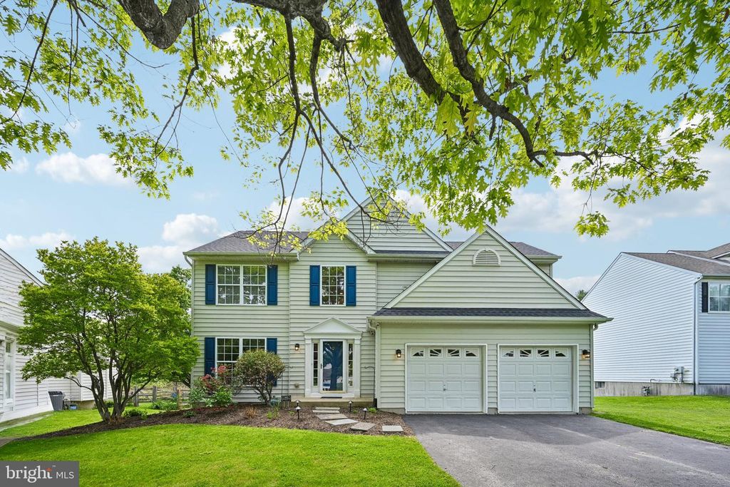 54 N HAWTHORNE RD, Coatesville, PA 19320