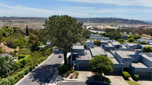 1051 Freedom Court, Del Mar, CA 92014