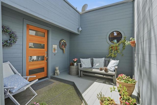 1051 Freedom Court, Del Mar, CA 92014