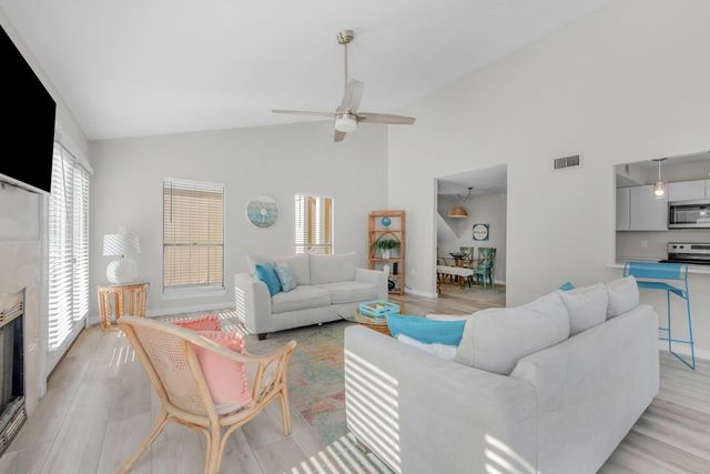 775 Gulf Shore Drive UNIT 31, Destin, FL 32541