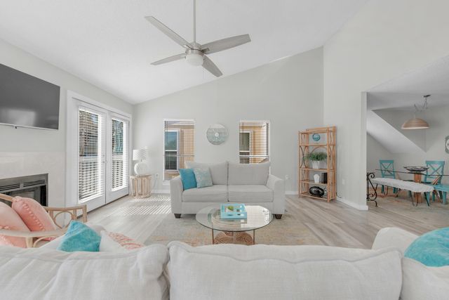 775 Gulf Shore Drive UNIT 31, Destin, FL 32541