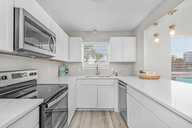 775 Gulf Shore Drive UNIT 31, Destin, FL 32541