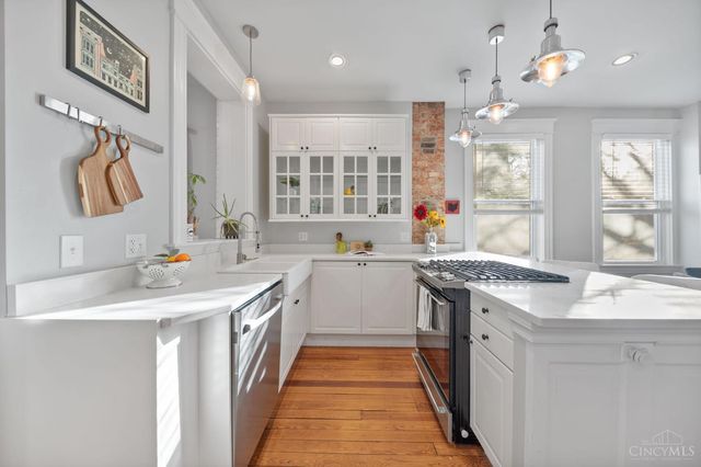 1402 Ludlow Place, Cincinnati, OH 45223