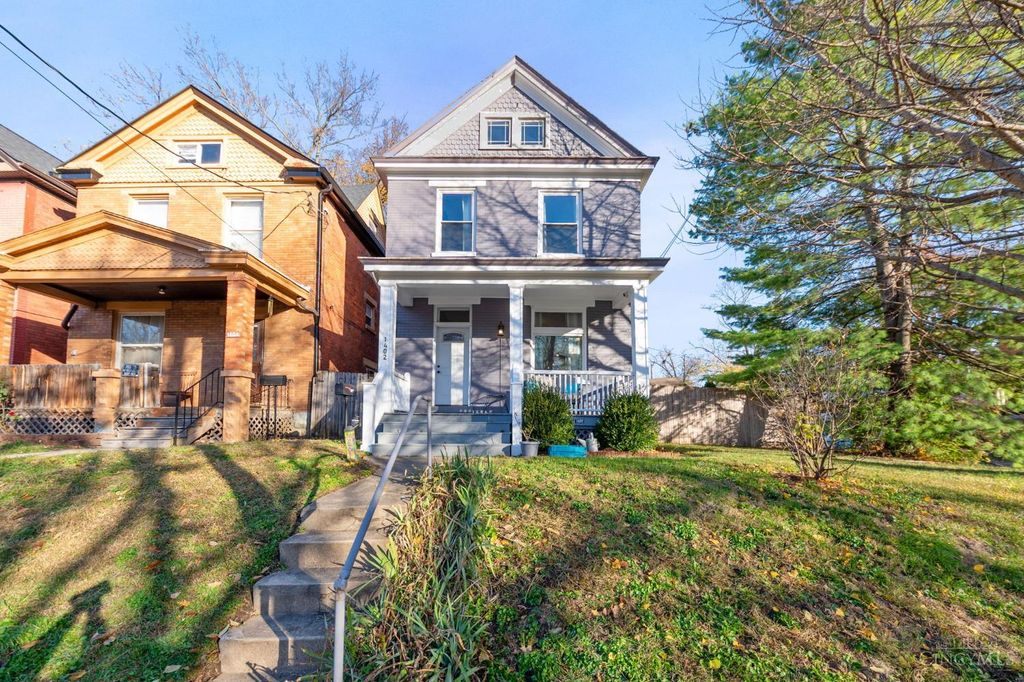 1402 Ludlow Place, Cincinnati, OH 45223