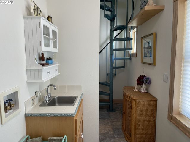 49455 PROPOSAL ROCK Loop, Neskowin, OR 97149