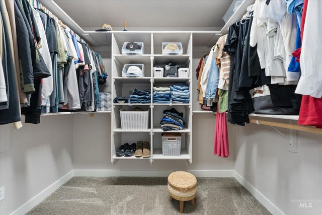 15071 Griffin Ln, Caldwell, ID 83607