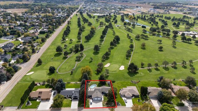 15071 Griffin Ln, Caldwell, ID 83607