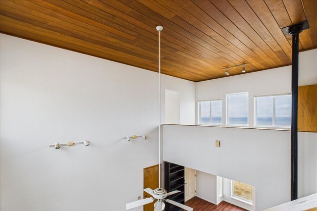 5 Clam Court, Shelter Cove, CA 95589