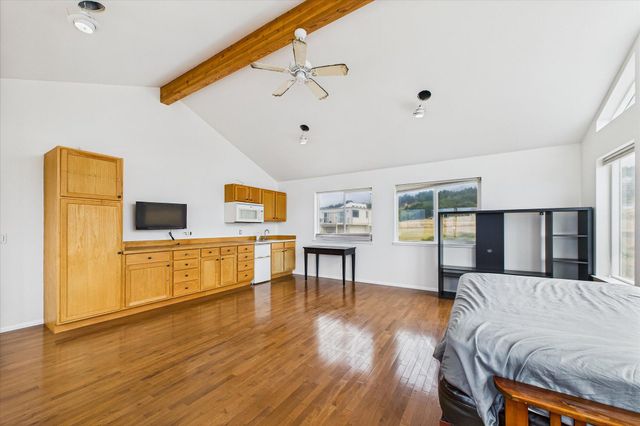 5 Clam Court, Shelter Cove, CA 95589