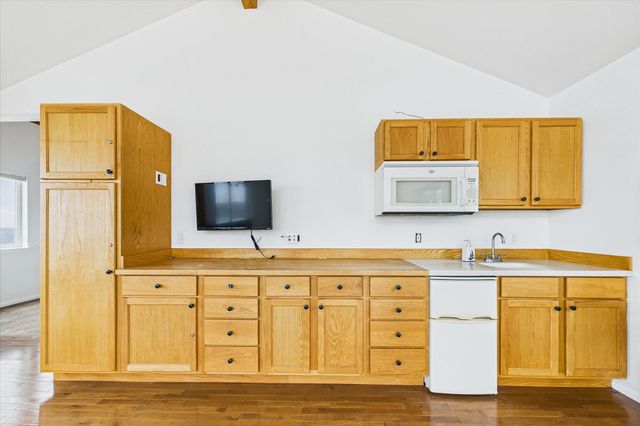 5 Clam Court, Shelter Cove, CA 95589