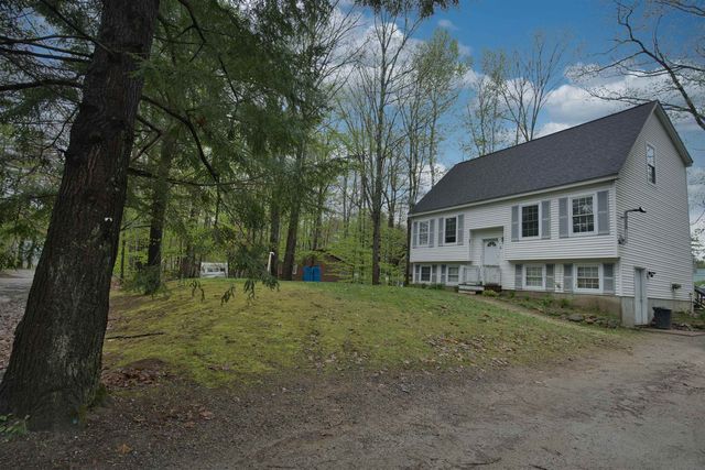 6 Friar Tuck Road, Canterbury, NH 03224