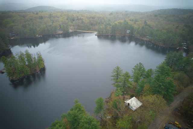 6 Friar Tuck Road, Canterbury, NH 03224