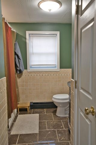 6 Friar Tuck Road, Canterbury, NH 03224