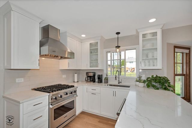 16445 Lee Avenue, Orland Park, IL 60467