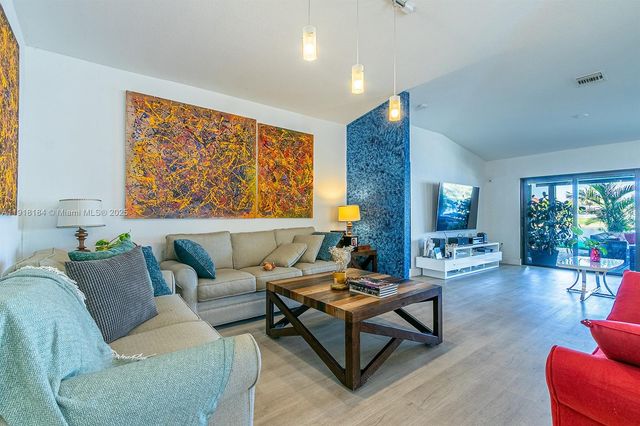 12101 SW 135th Ter, Miami, FL 33186