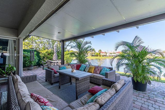 12101 SW 135th Ter, Miami, FL 33186