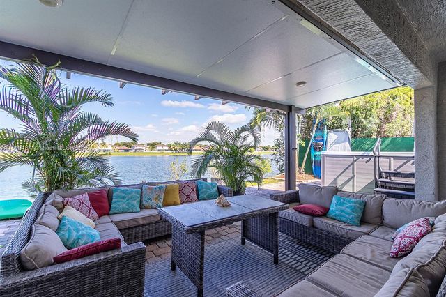 12101 SW 135th Ter, Miami, FL 33186