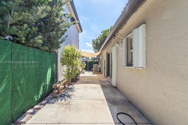 12101 SW 135th Ter, Miami, FL 33186