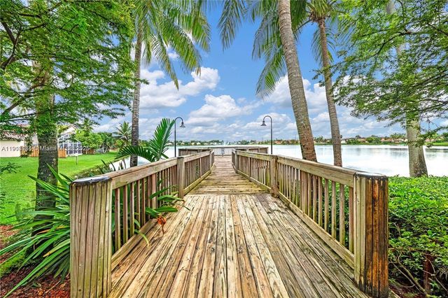 12101 SW 135th Ter, Miami, FL 33186