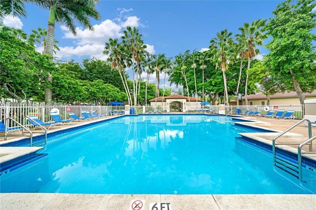 12101 SW 135th Ter, Miami, FL 33186