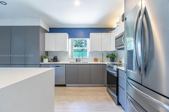 12101 SW 135th Ter, Miami, FL 33186