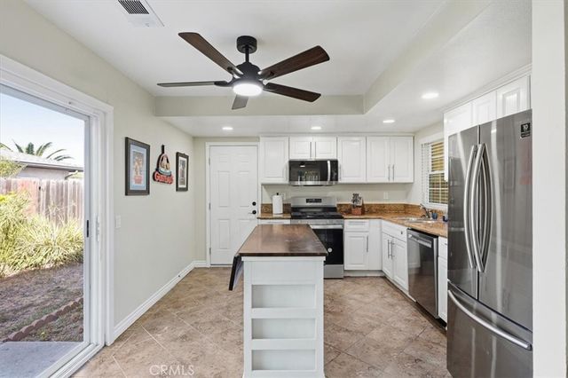 322 Barhill Avenue, Pomona, CA 91766