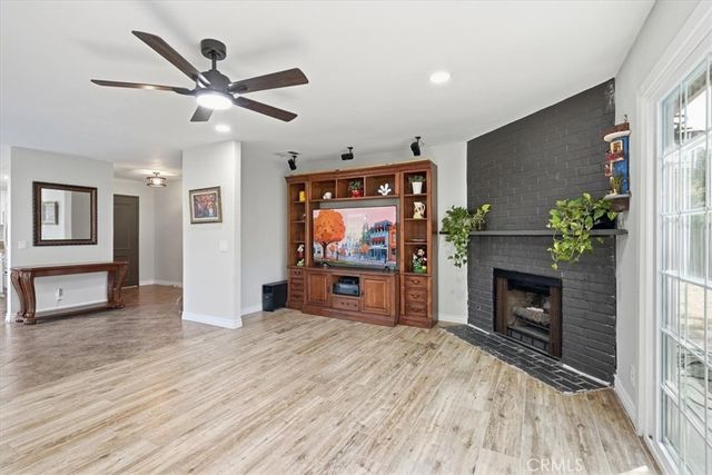 322 Barhill Avenue, Pomona, CA 91766