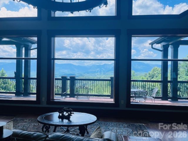 218 Rock Ledge Drive 218, Lake Lure, NC 28746