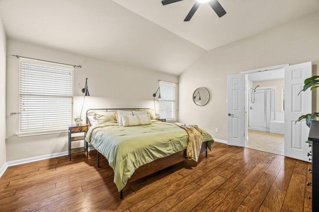 129 Barn Owl LOOP, Leander, TX 78641