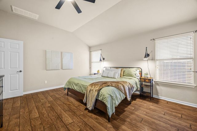 129 Barn Owl LOOP, Leander, TX 78641