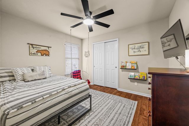 129 Barn Owl LOOP, Leander, TX 78641