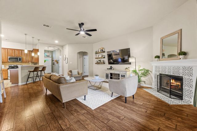 129 Barn Owl LOOP, Leander, TX 78641