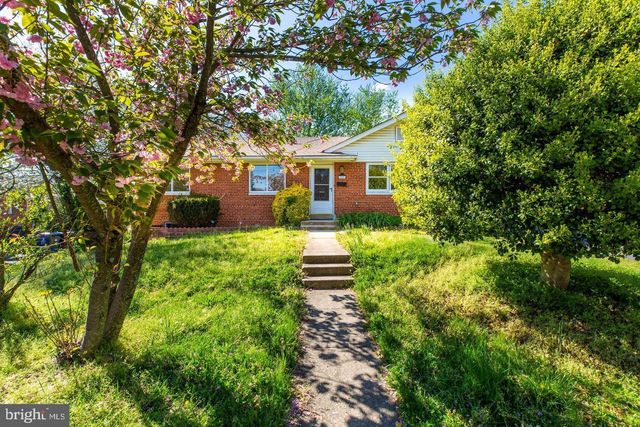 502 N MANSFIELD ST N, Alexandria, VA 22304