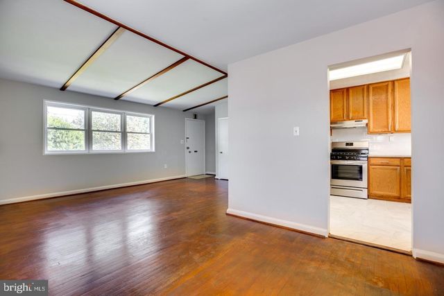 502 N MANSFIELD ST N, Alexandria, VA 22304